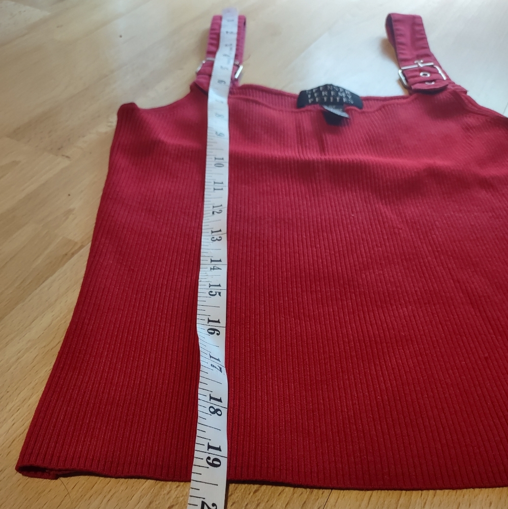Spenser Jeremy Buckled Scarlet Ribbed Tank Top - Picture 5 of 7